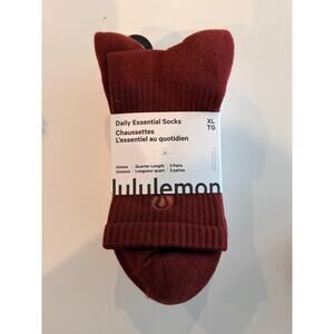 NWT Lululemon Daily Essential Quarter Socks Rockwood/White/Blissful Pink Sz XL